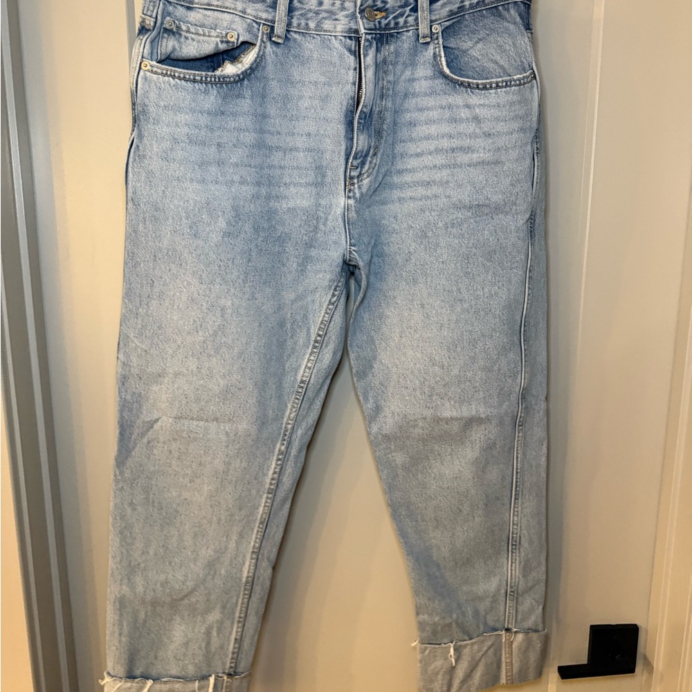 Zara  Light Wash Cuffed Denim Jeans